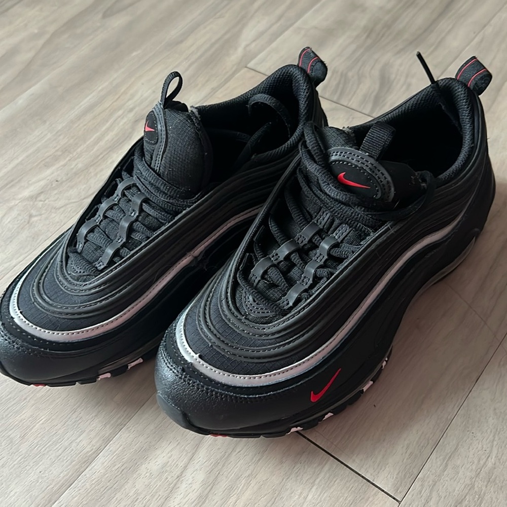 Nike Air Max 97 Black Boys size 6 , Women’s Size 7/7.
